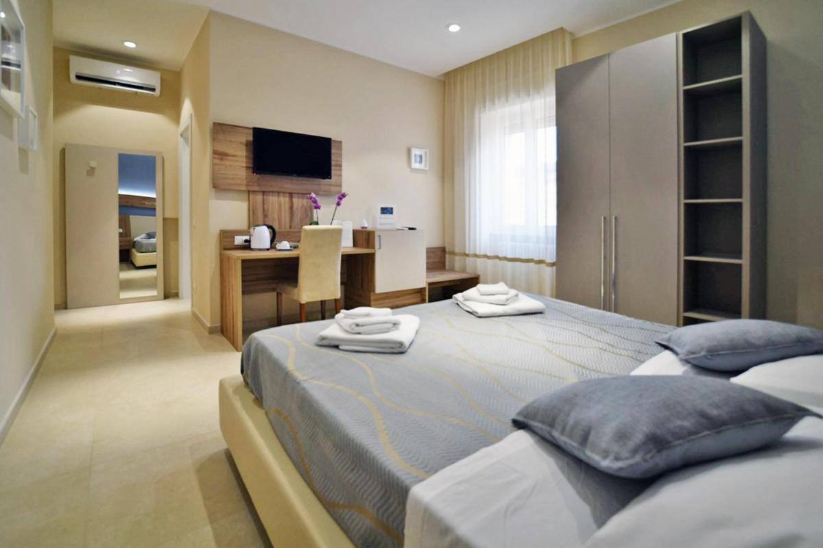 Bed and Breakfast Astro Blu à Lecce Extérieur photo